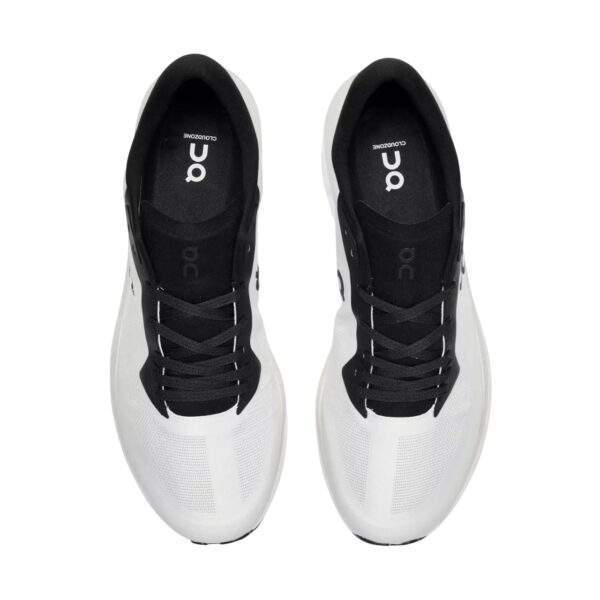 On Cloudzone Casual Ice/Black נעלי