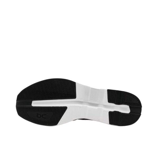 On Cloudzone Casual Ice/Black נעלי