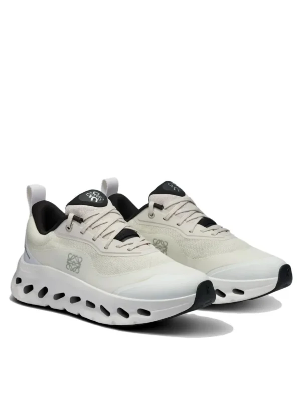 On Cloudtilt 2 LOEWE White נעלי ספורט יומיומיות