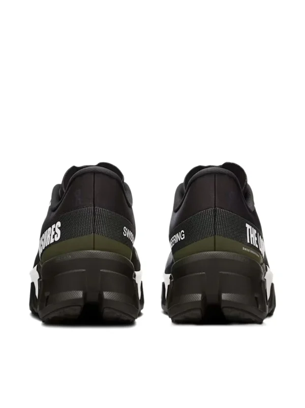 On Cloudmonster Runner Black נעלי ריצה לגברים