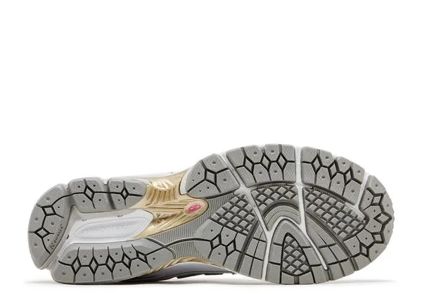 New Balance 1906 Silver Metallic Dragon Berry נעלי סניקרס