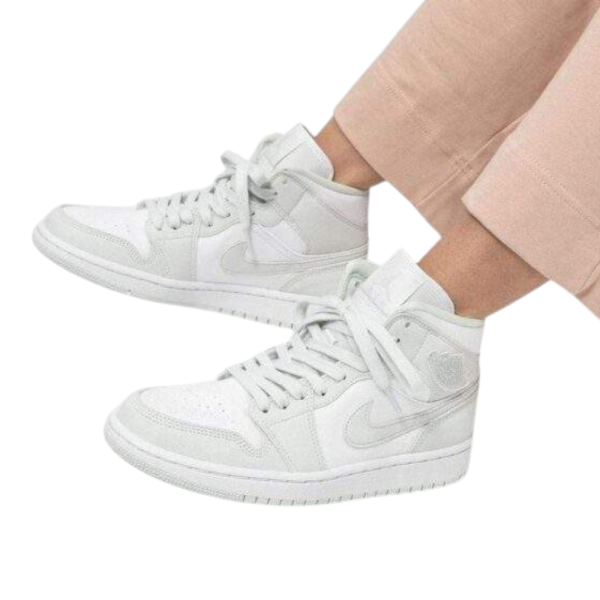 Nike Air Jordan 1 Mid Spruce Aura סניקרס