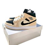 Nike Air Jordan 1 Mid Barely Orange סניקרס