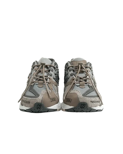 New Balance 1906 N.Hoolywood x INVINCIBLE Moonrock נעלי סניקרס