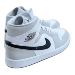 Nike Air Jordan 1 Mid Light Smoke 2021 סניקרס