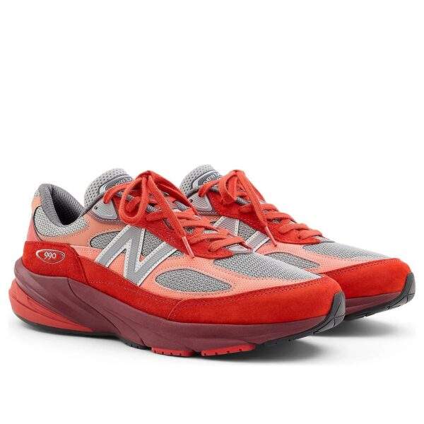 New Balance 990v6 ‘Community Red’ סניקרס
