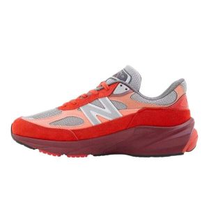 New Balance 990v6 ‘Community Red’ סניקרס