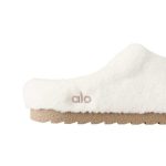Alo Yoga Sherpa Recovery Slipper נעליים