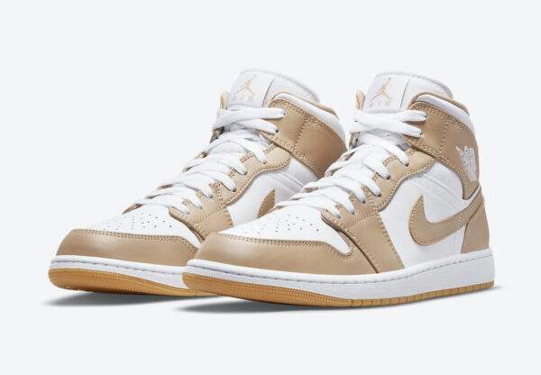 Nike Air Jordan 1 Mid Appears סניקרס