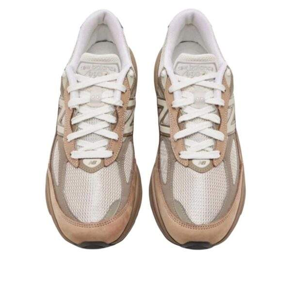 New Balance 990v6 ‘Driftwood Timberwolf’ סניקרס