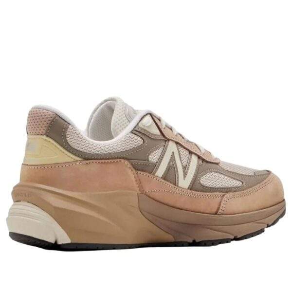 New Balance 990v6 ‘Driftwood Timberwolf’ סניקרס