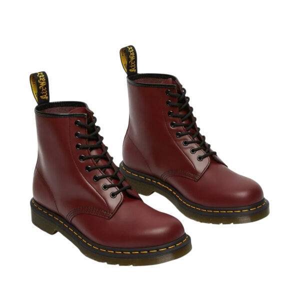 Dr. Martens 1460 Smooth Leather Lace Up מגפיים Cherry Red