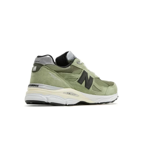 New Balance 990 V3 Olive סניקרס