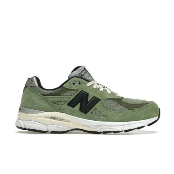 New Balance 990 V3 Olive סניקרס