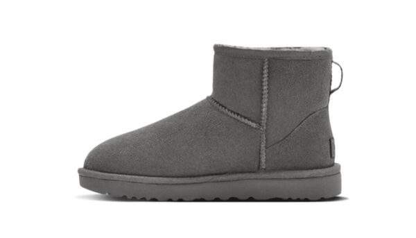 UGG Classic Ultra Mini Platform Boot Goat מגפי האג