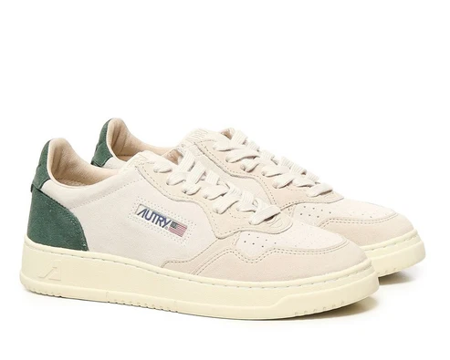 Autry Logo Embossed Lace-Up סניקרס