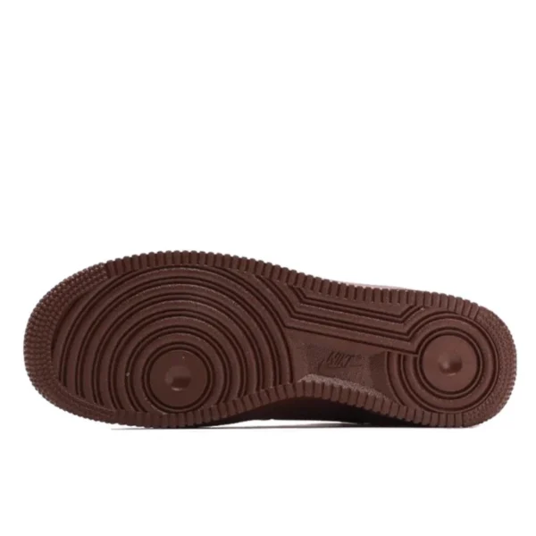 Nike Air Force 1 Low Supreme Baroque Brown סניקרס