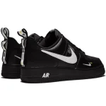 Nike Air Force 1 ’07 LV8 Utility Black סניקרס