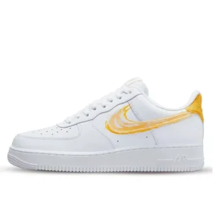 Nike Air Force 1 Low ’07 Brushstroke Solar Flare סניקרס