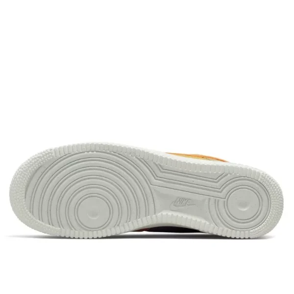 Nike Air Force 1 Low ’07 Next Nature Sanded Gold סניקרס