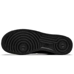 Nike Air Force 1 Low Black Supreme סניקרס