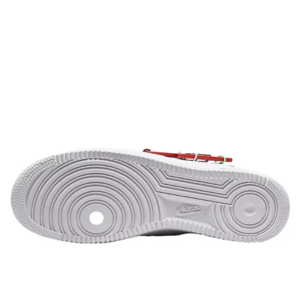 Nike Air Force 1 Low Carabiner Swoosh Red סניקרס