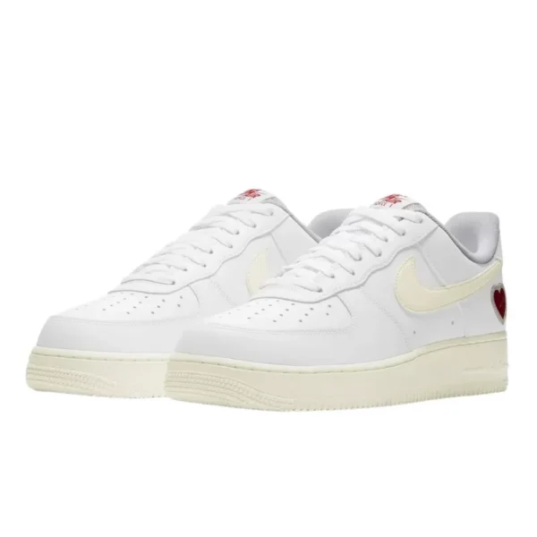 Nike Air Force 1 Low Valentines Day 2021 סניקרס