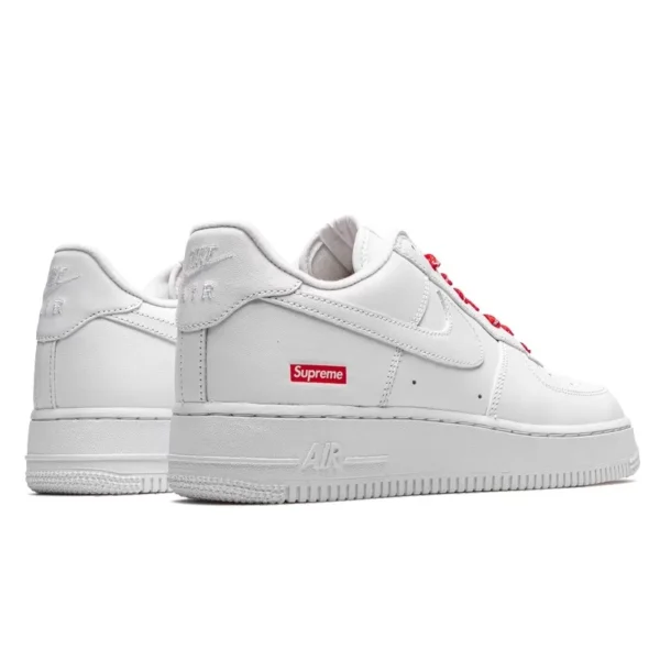 Nike Air Force 1 Low White Supreme סניקרס