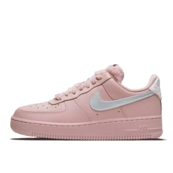 Nike Air Force 1 Pink Sherpa סניקרס