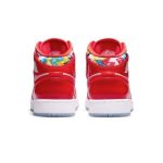Nike Air Jordan 1 Mid SE Barcelona Sweater סניקרס