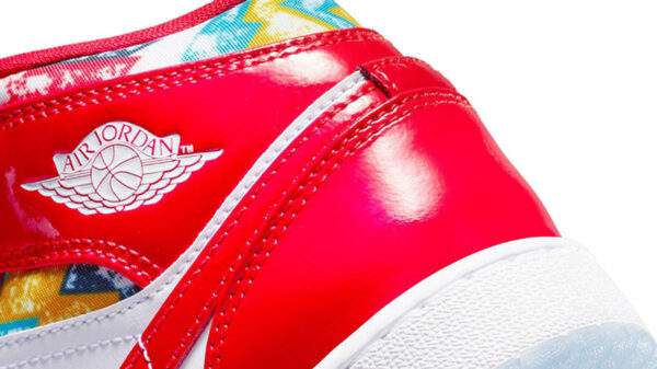 Nike Air Jordan 1 Mid SE Barcelona Sweater סניקרס