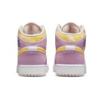 Nike Air Jordan 1 Mid SE Arctic Pink GS סניקרס