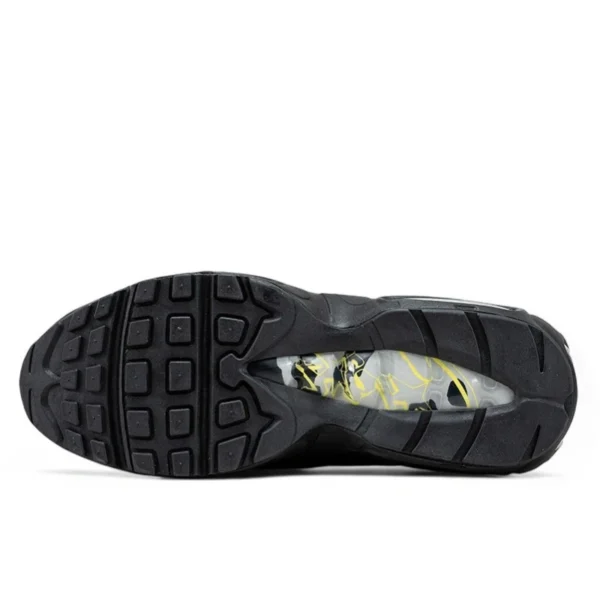 Nike Air Max 95 Corteiz Honey Black נעלי