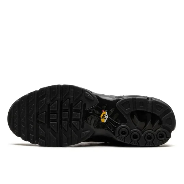 Nike Air Max Plus A-COLD-WALL Black נעלי