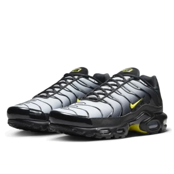 Nike Air Max Plus Black Opti Yellow נעלי