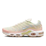 Nike Air Max Plus Crimson Tint נעלי