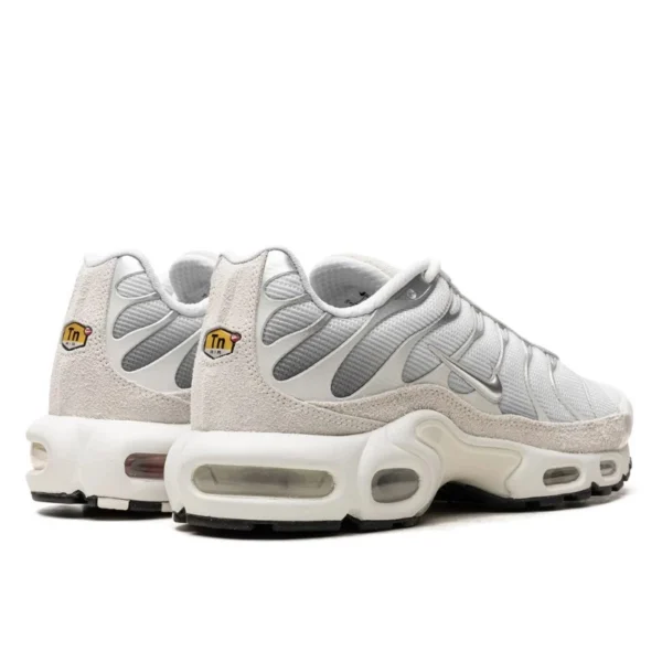 Nike Air Max Plus Pure Platinum נעלי