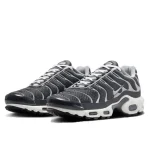 Nike Air Max Plus SE Greyscale Cool Grey נעלי
