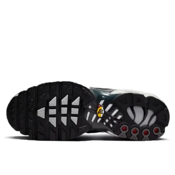 Nike Air Max Plus SE Greyscale Cool Grey נעלי
