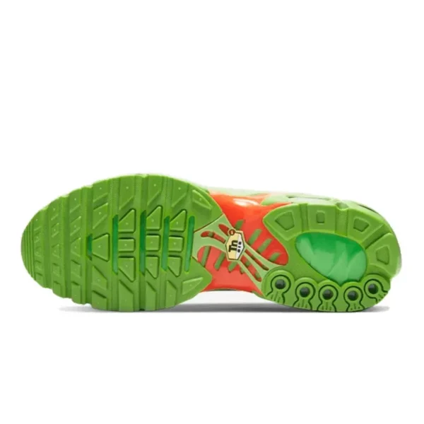 Nike Air Max Plus Supreme Green נעלי
