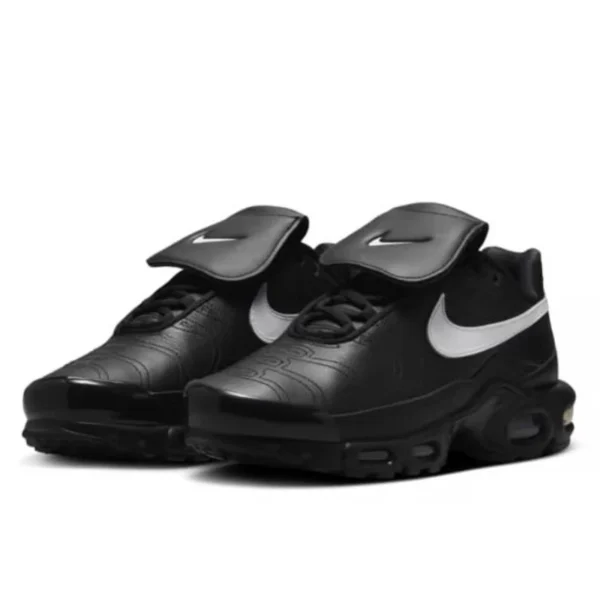 Nike Air Max Plus Tiempo Black White נעלי