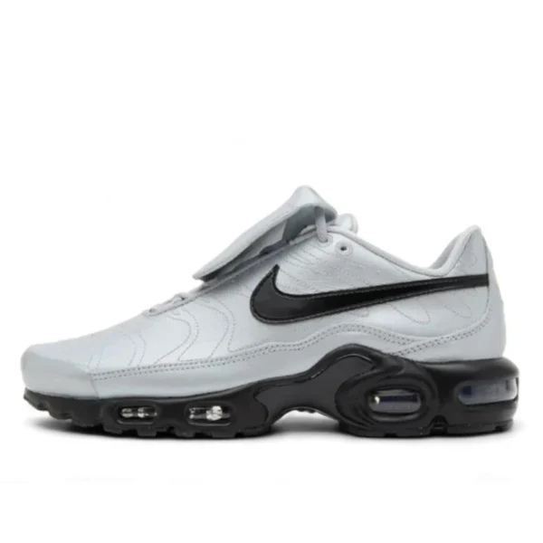 Nike Air Max Plus Tiempo Wolf Grey Black נעלי