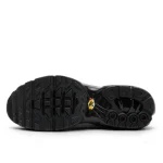 Nike Air Max Plus Tiempo Wolf Grey Black נעלי