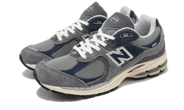 Asics 2002R Navy Castlerock נעליים