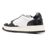 Autry Medalist Low Black White Toe סניקרס