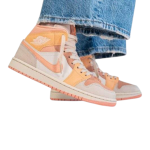 Nike Air Jordan 1 Mid Apricot Orange סניקרס