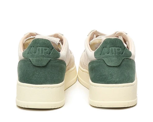 Autry Logo Embossed Lace-Up סניקרס
