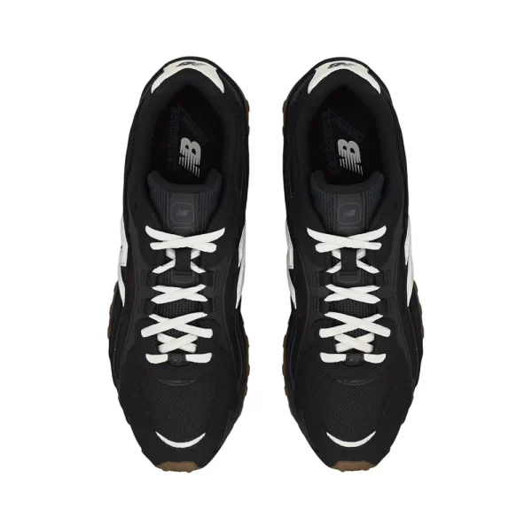 New Balance 204L Black סניקרס