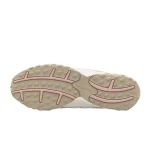 New Balance 204L Sea Salt Stone Pink סניקרס
