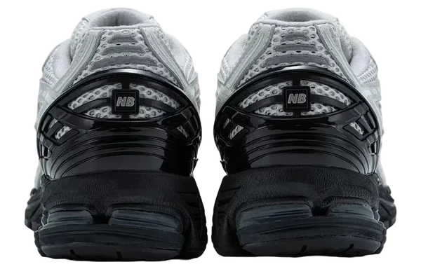 New Balance 1906 COMME des GARCONS Homme White Black נעלי ספורט